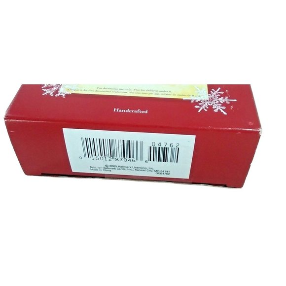 Hallmark Keepsake Ornament Every Kid's a Star! Baseball Photo Holder Ornament - Picture 8 of 8